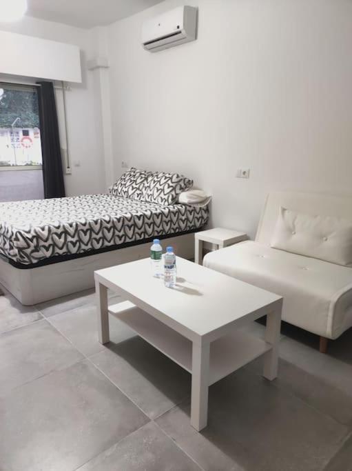 Apartamento Omega Ll Appartamento Torremolinos Esterno foto